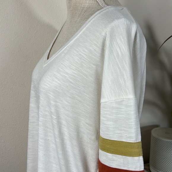So M Cream Jersey Style Shirt - Picture 5 of 13